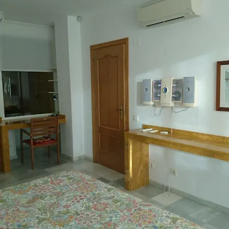 Alcazaba Beach Apartment 3302 Estepona Exterior photo